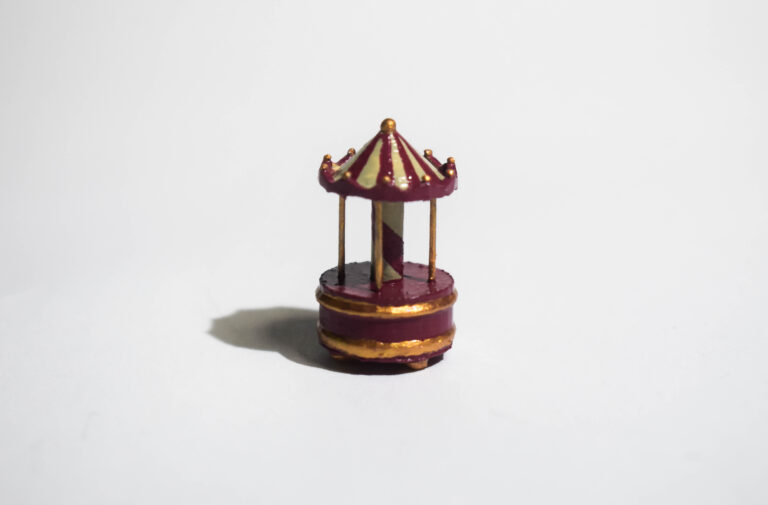 2cm Carrousel Model